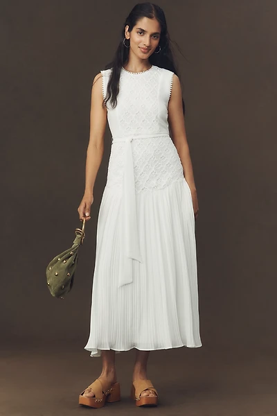 Arose Studio Allison Sleeveless Lace Pleated Maxi Dress