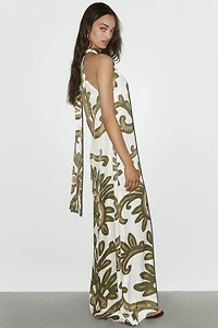DIARRABLU Halter Neck Printed Maxi Dress