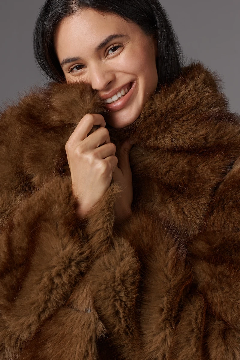 APPARIS Sai Faux-Fur Coat