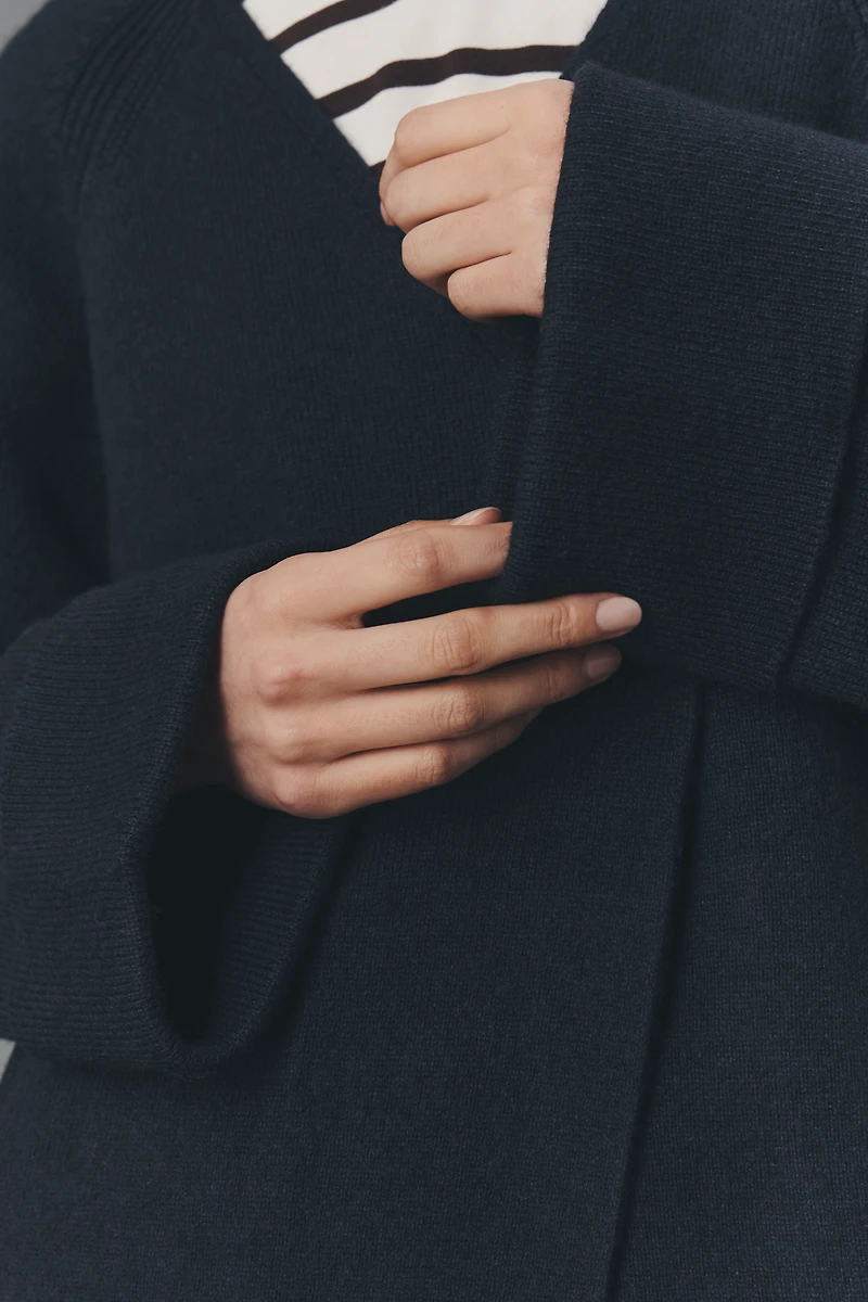 ALIGNE Hampton V-Neck Cardigan