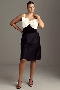 Eloquii Plus Oversized Bow Velvet Bodysuit