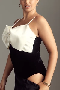 Eloquii Plus Oversized Bow Velvet Bodysuit