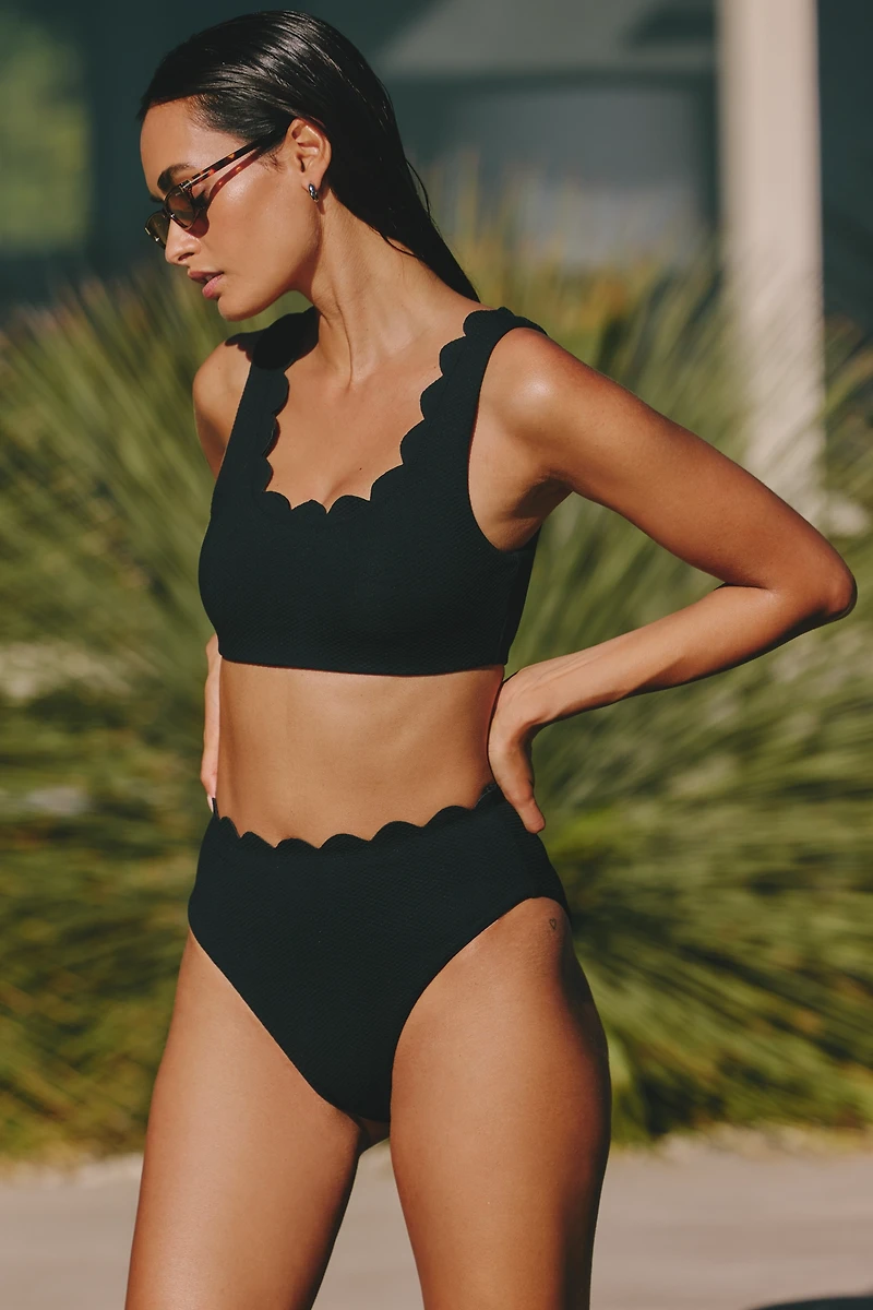 Beach Riot Madison Scallop Bikini Top