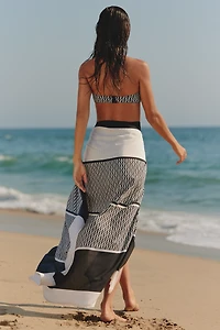 JETS Spring Geo Sarong