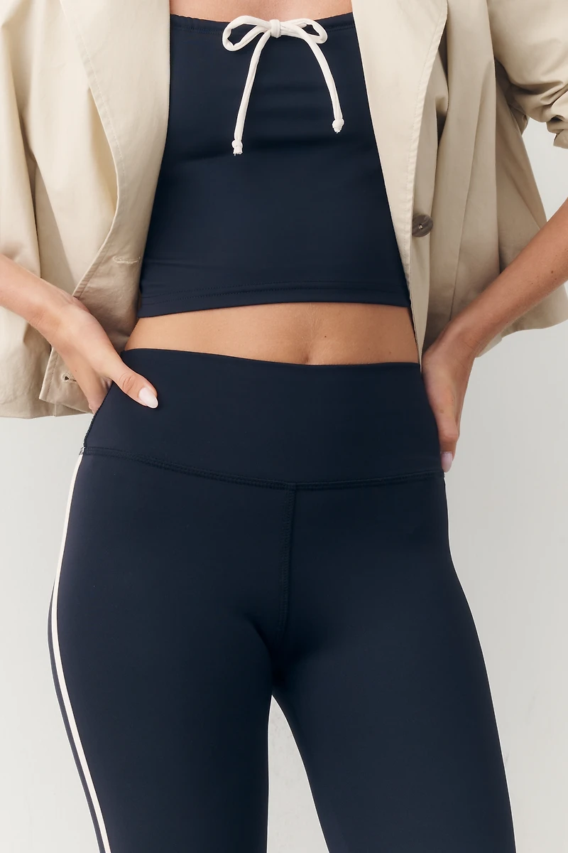 STRUT THIS Gigi Capri Leggings