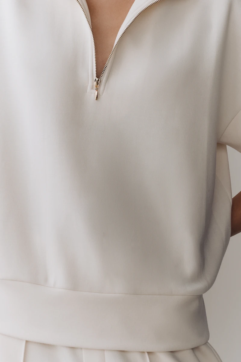 Bernardo Short-Sleeve Half-Zip Knit Pullover