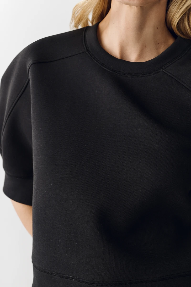 Daily Practice Short-Sleeve Bubble Sweatshirt