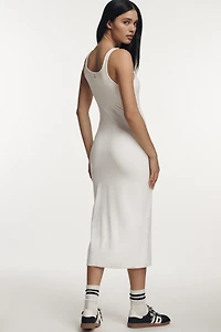 Daily Practice Sleeveless Scoop-Neck Slim Midi Dress