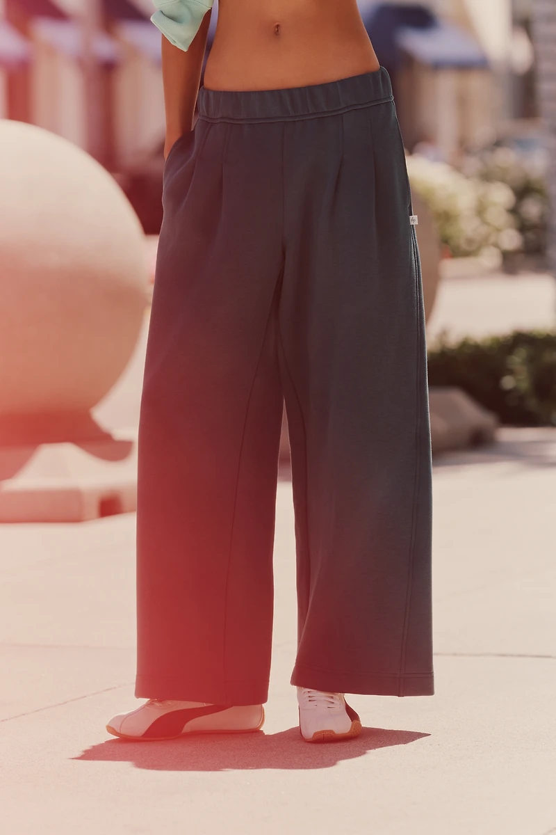 Daily Practice Desert Palm Sweatpants