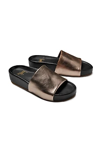beek Pelican Slide Sandals