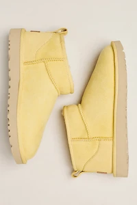 UGG® Classic Ultra Mini Boots