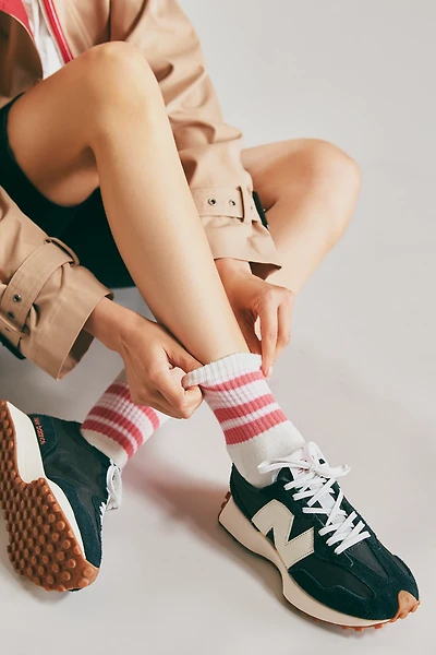 New Balance 327 Sneakers