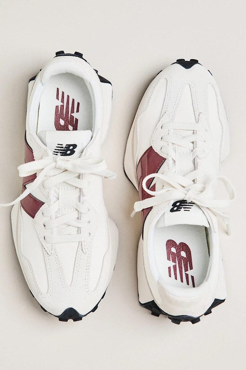 New Balance 327 Sneakers