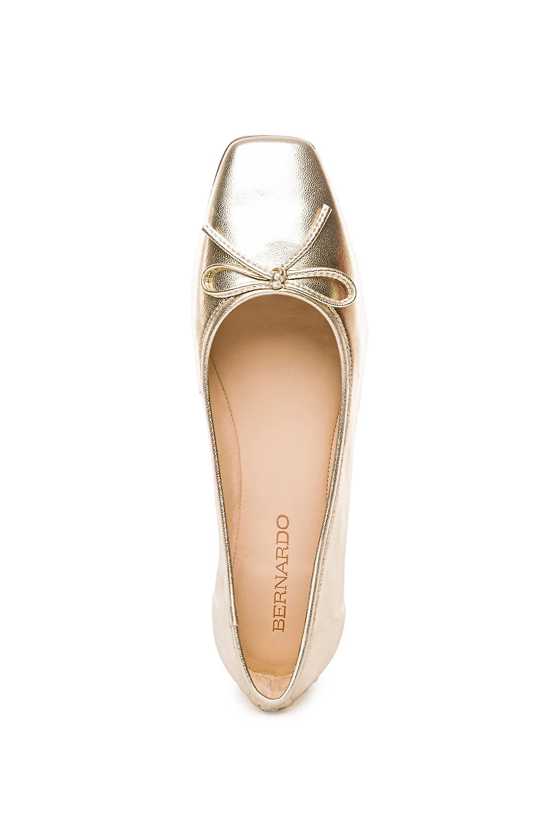 Bernardo Gwynn Ballerina Flats