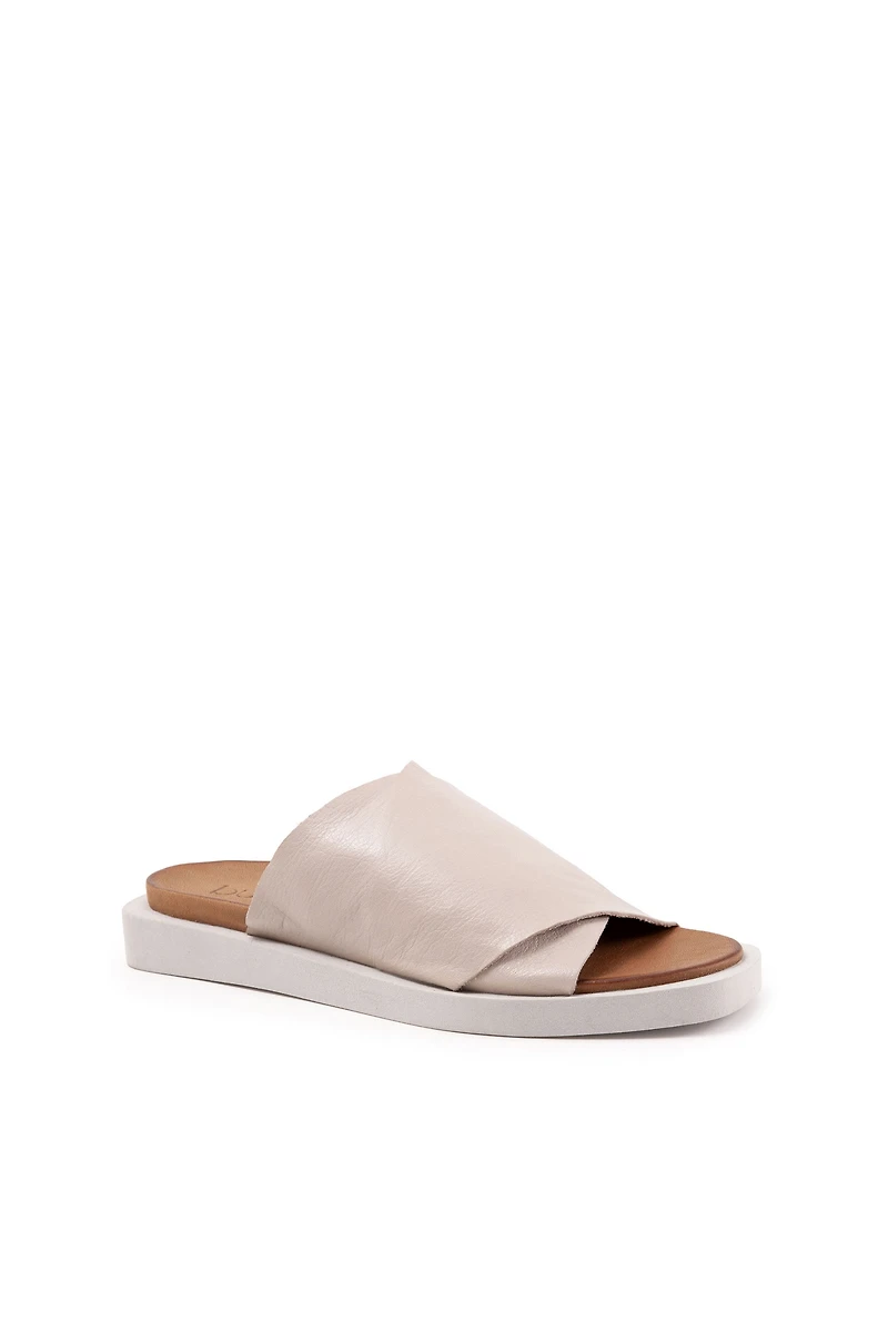 Bueno Jesse Slide Sandals