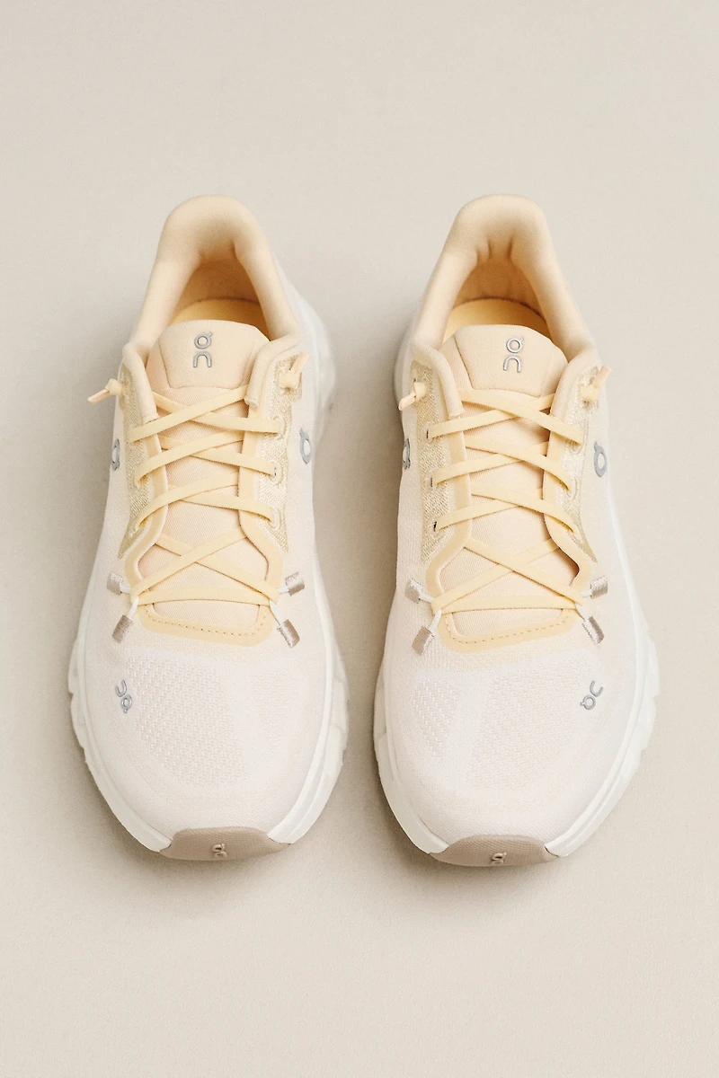 On Cloudtilt Sneakers