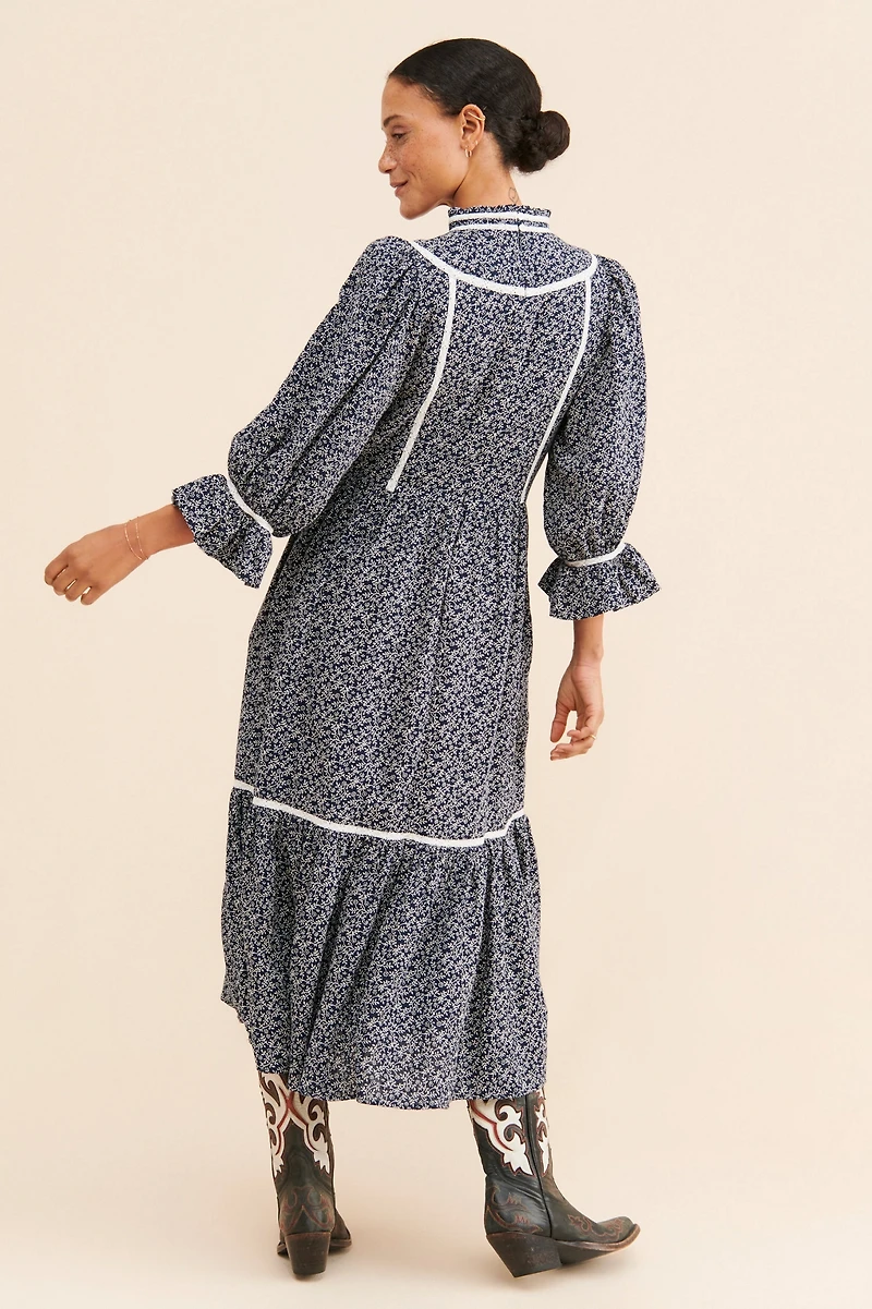 Meadows Amaryllis Floral Dress