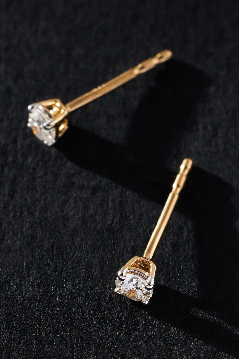 Gold Classic Diamond Post Earrings