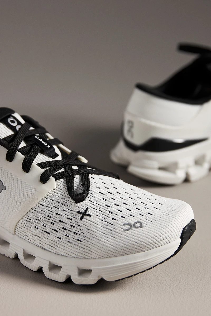 On Cloud X 4 Sneakers