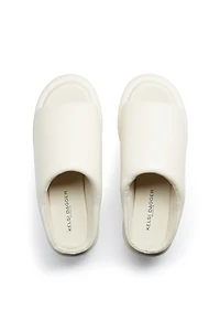 Kelsi Dagger Brooklyn Bubble Slides