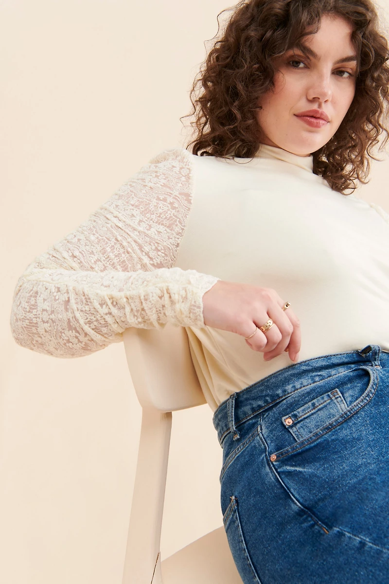 Design History Octavia Lace Sleeve Top