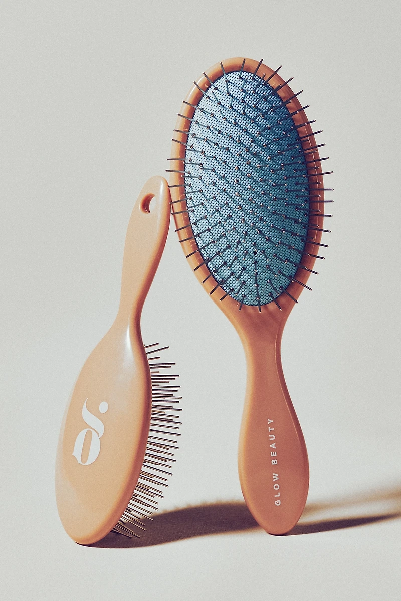 Glow Beauty The Mini Detangling Brush