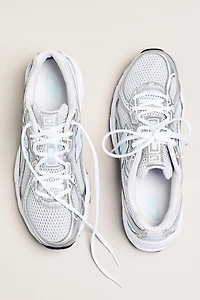 New Balance 740 Sneakers