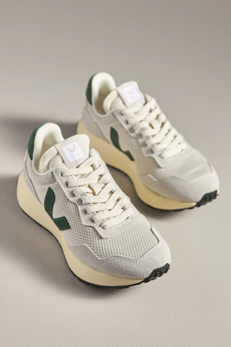 Veja Paulistana Sneakers