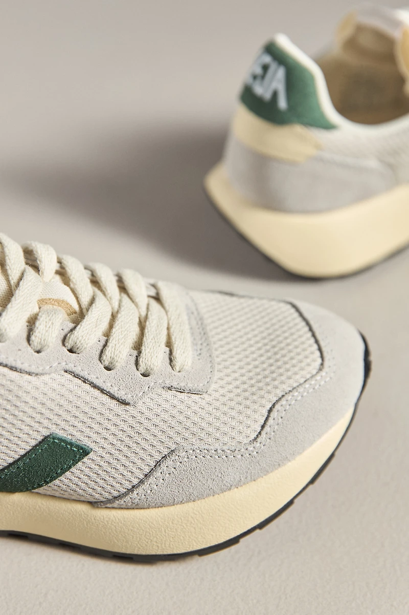 Veja Paulistana Sneakers