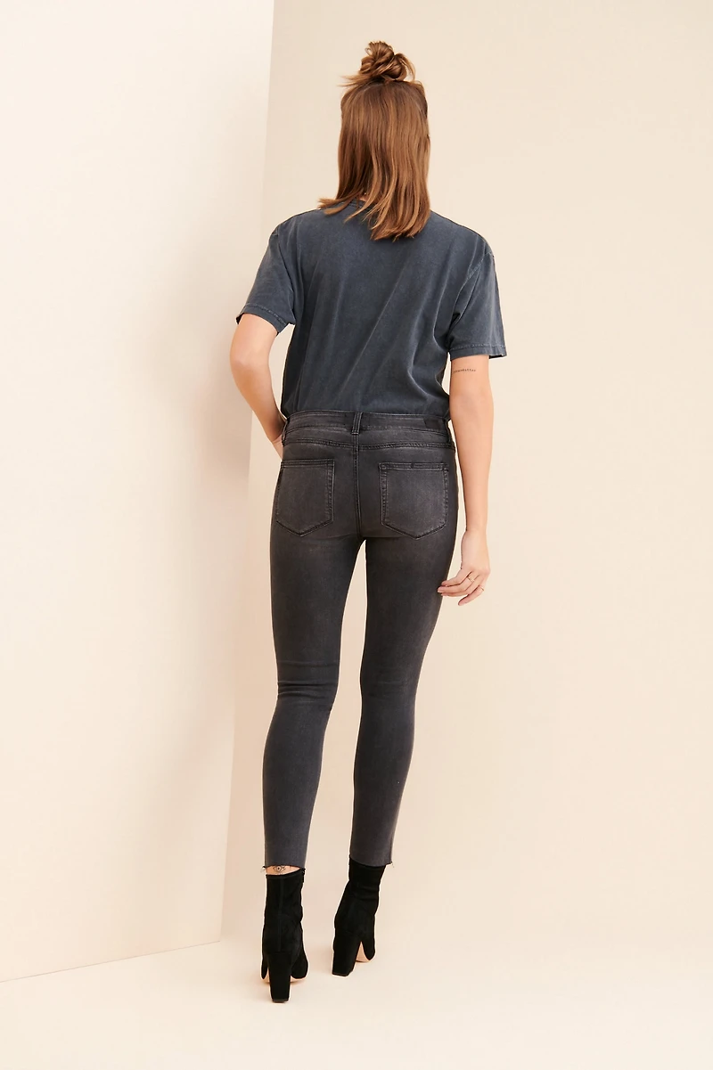 PAIGE Verdugo Twisted Seam Skinny Jeans