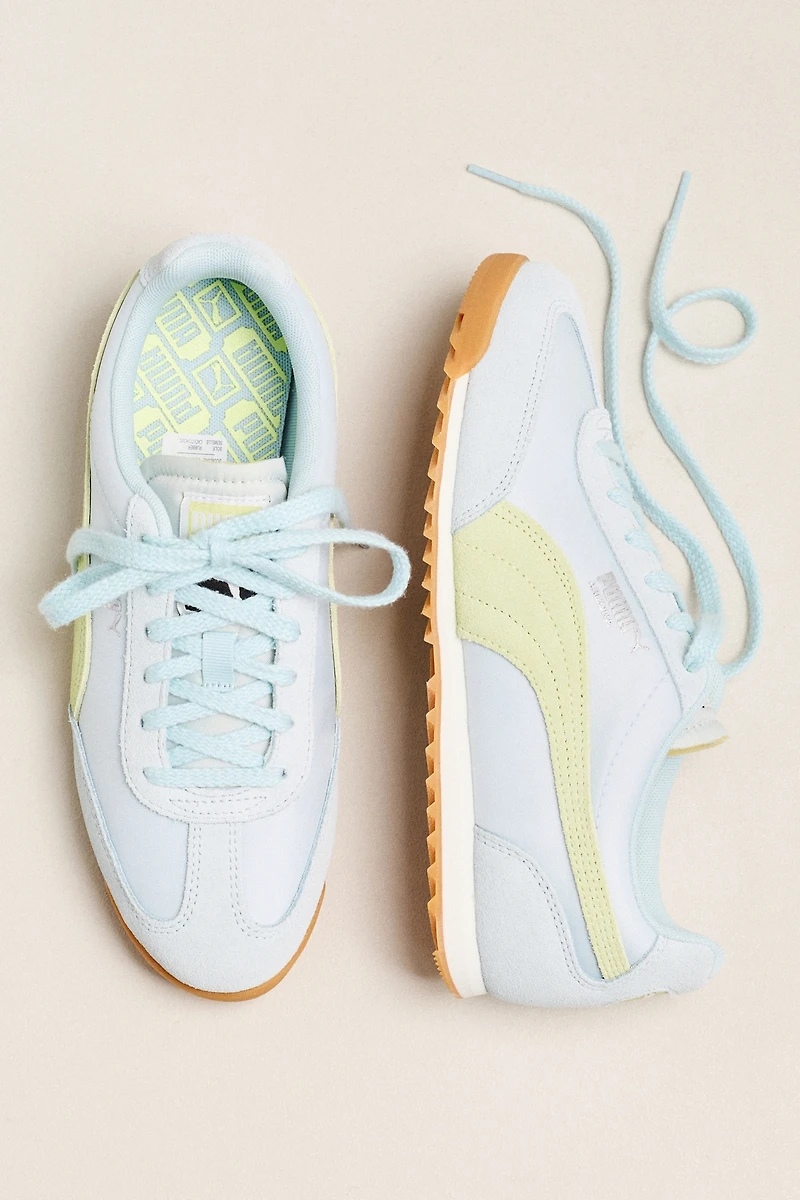 PUMA Arizona Retro Sneakers