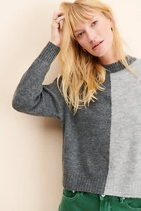 Vigoss Split Color Pullover