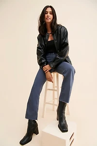 AG Jeans Kinsley Crop Flare