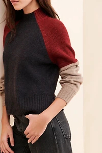 Vigoss Colorblock Mock Neck Pullover