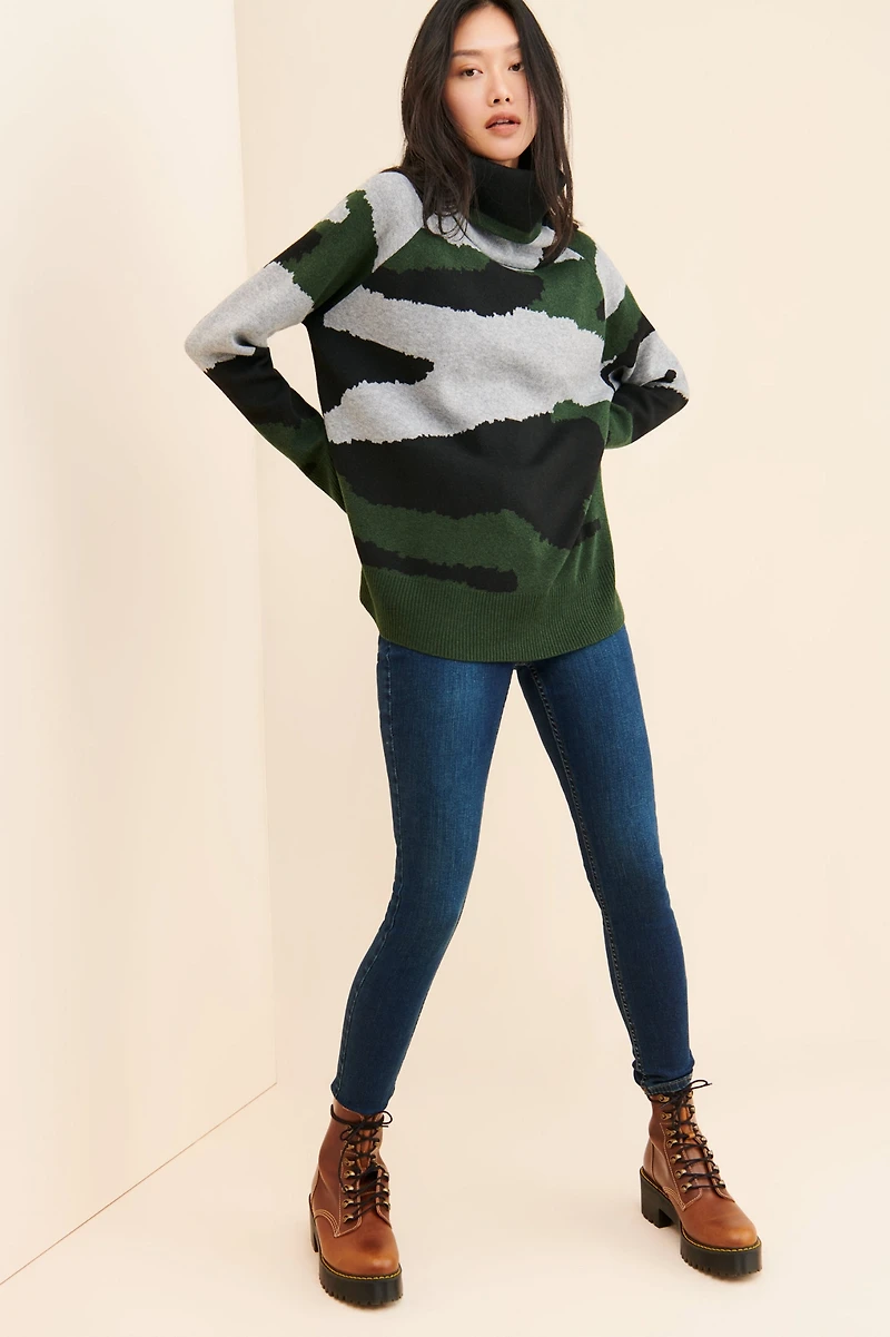 Theo & Spence Army Turtleneck