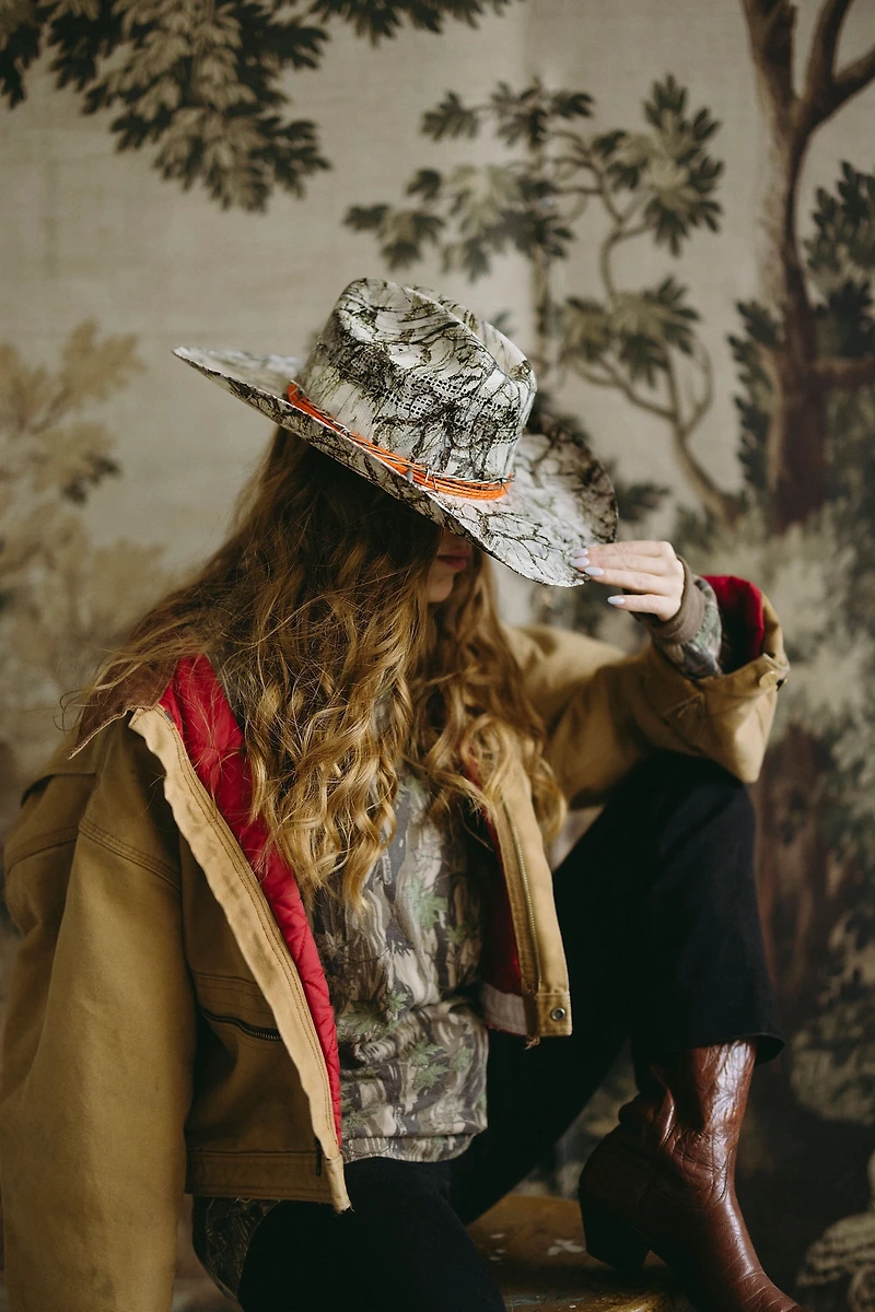 Meshika Hats Posty Snow Camouflage Rancher