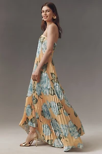 L'IDÉE Strapless Pleated Black Tie Gown