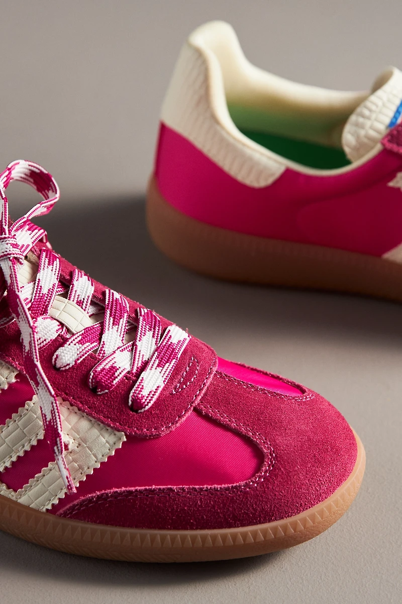 Back 70 Ghost Sneakers