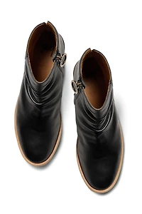 beek Quail Ankle Boots