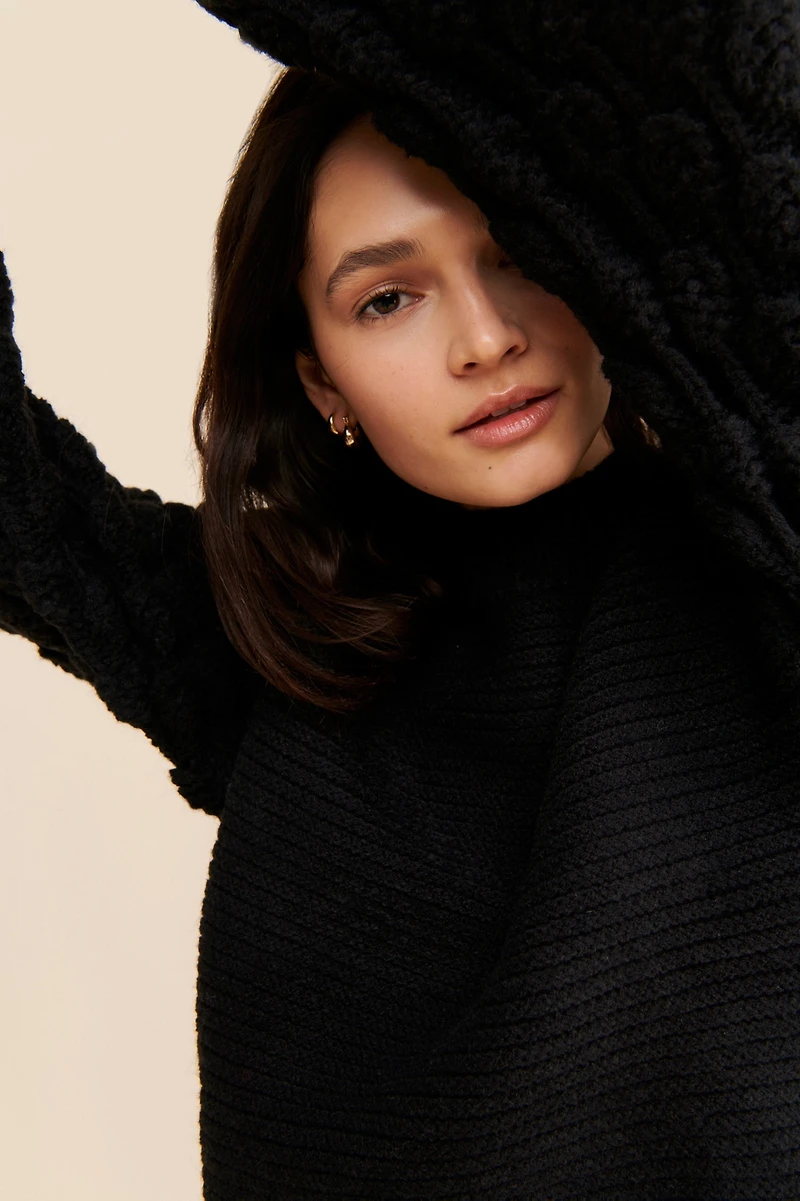 en elly Bubble Knit Sleeve Sweater