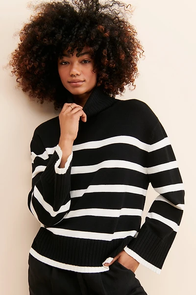 Laundry by Shelli Segal Wide Sleeve Turtleneck