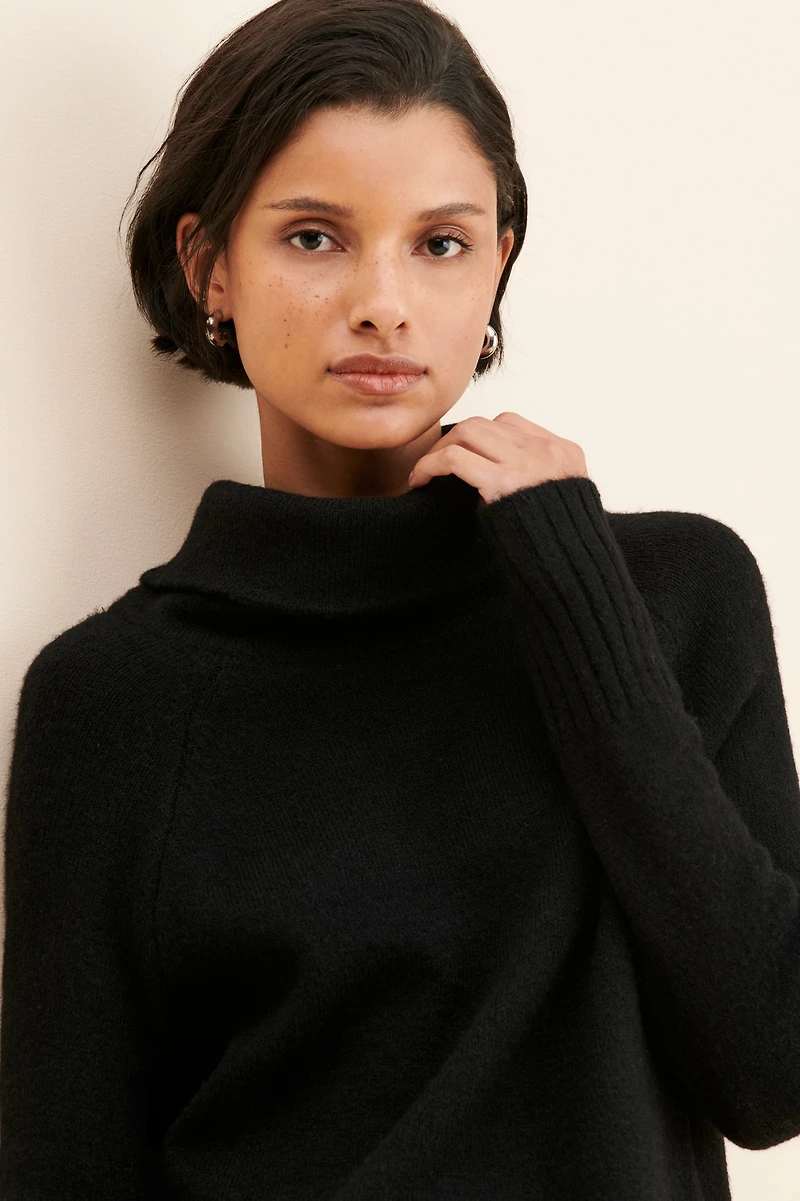 RD Style Oversized Turtleneck Sweater