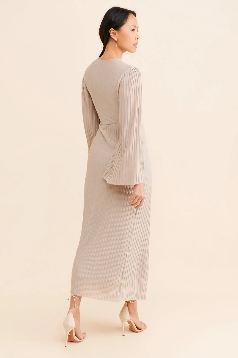 Significant Other Long-Sleeve Cutout Twist Maxi Dress