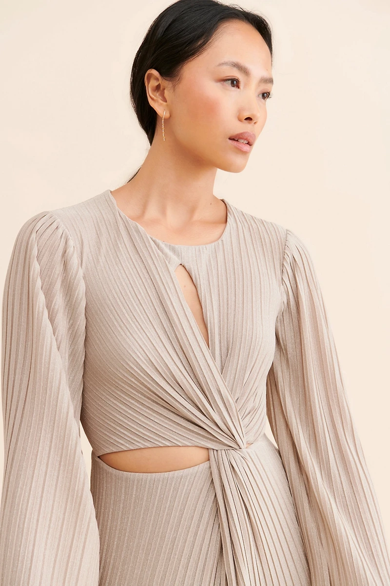 Significant Other Long-Sleeve Cutout Twist Maxi Dress