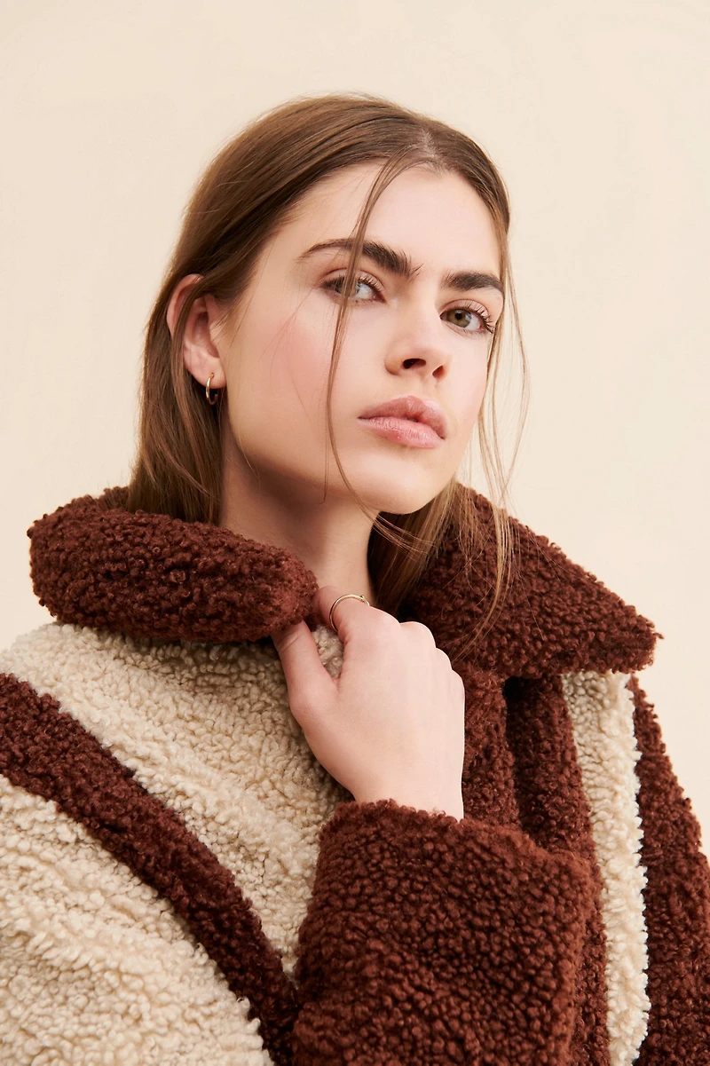 En Saison Colorblock Sherpa Jacket