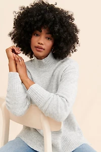 Flat White Rib Turtleneck Pullover