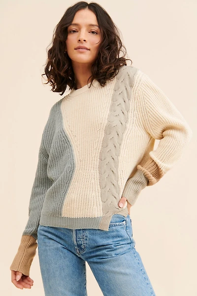 Few Moda Contrast Cable Pullover