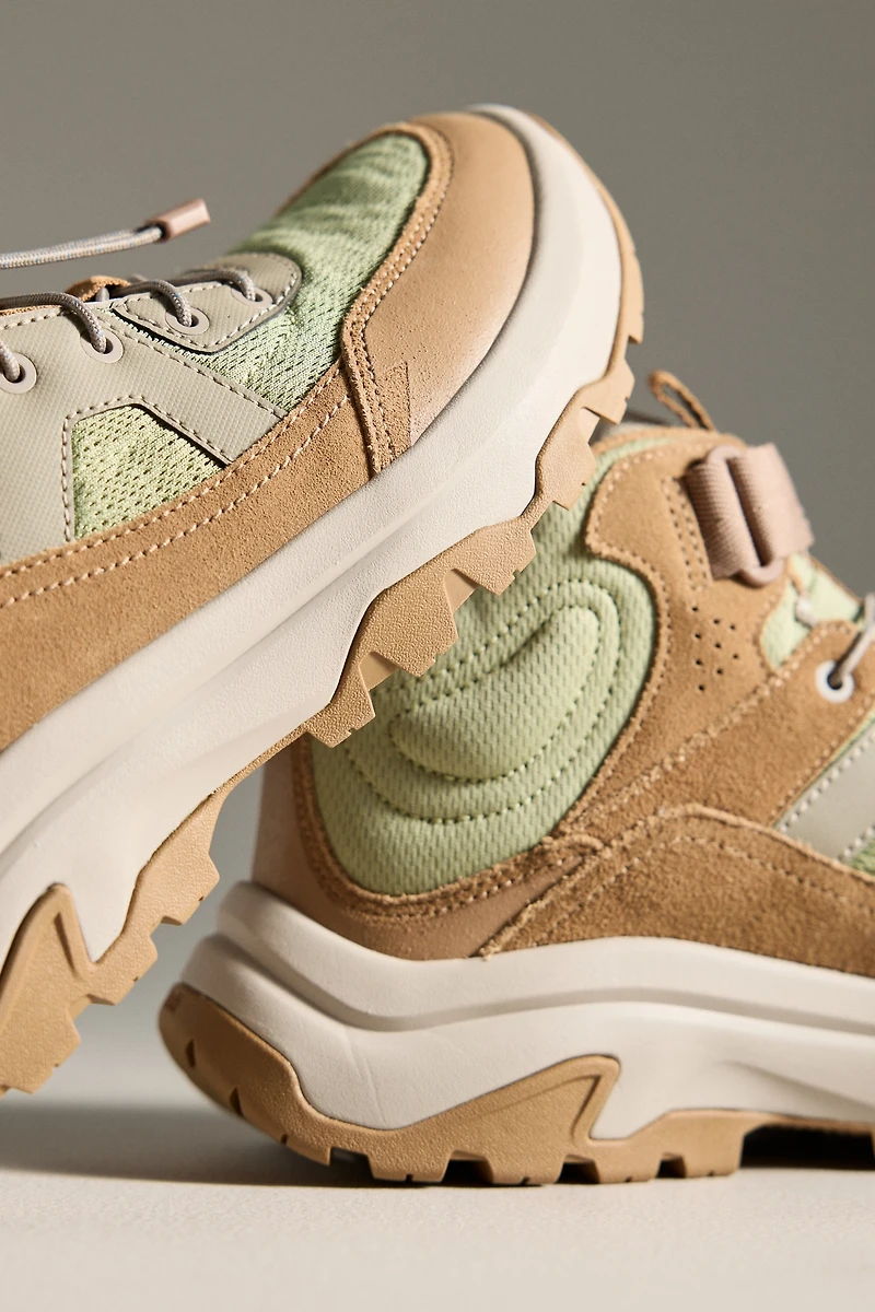 Teva Hurricane Daybreaker Mid Hiking Sneakers