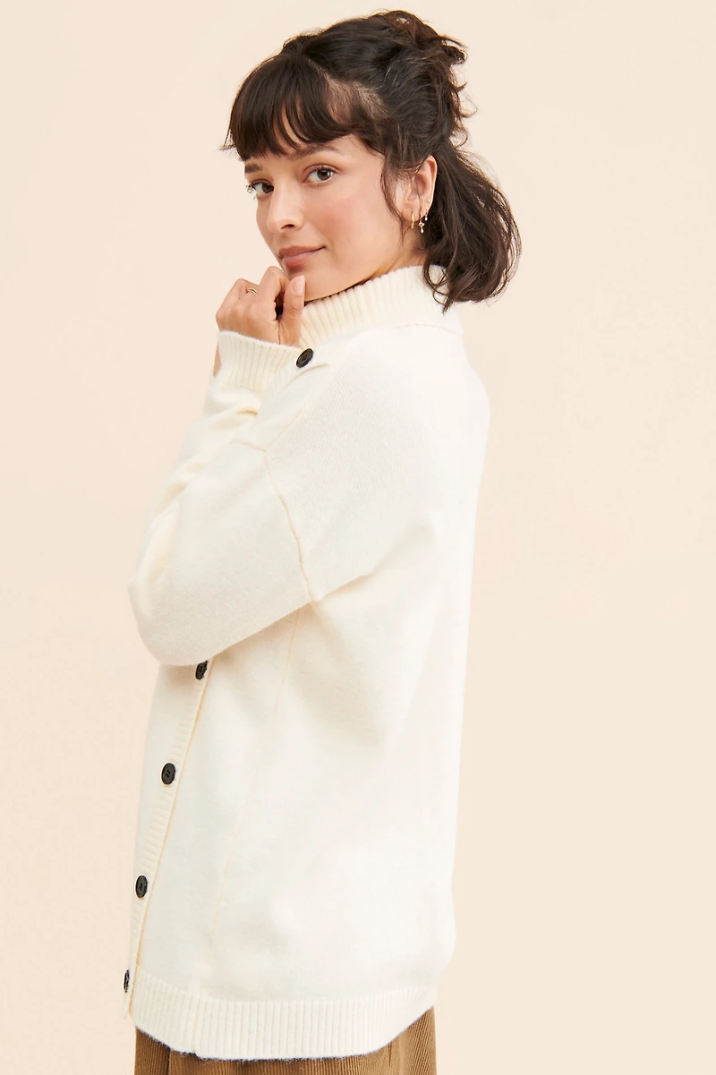 Flat White Buttoned Knit Turtleneck Sweater