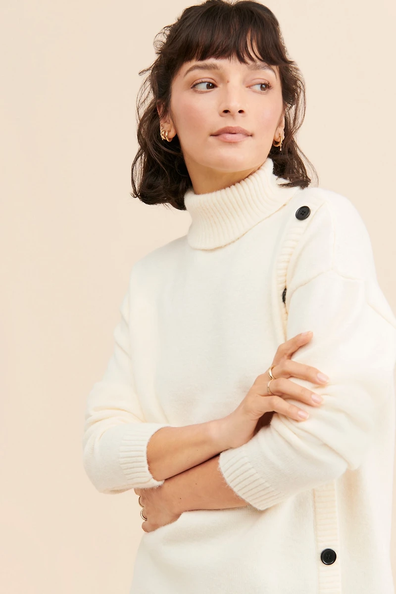 Flat White Buttoned Knit Turtleneck Sweater